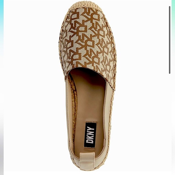 DKNY Women's Espadrille Loafer Size 9 EUC! - Picture 7 of 8
